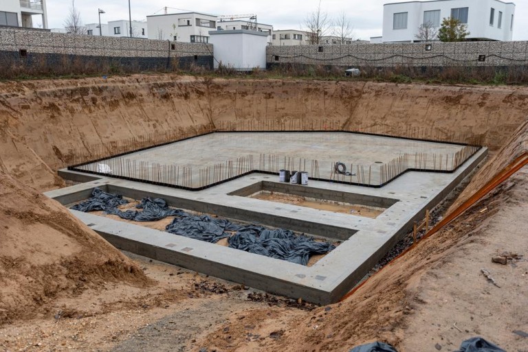 Gros œuvre à Huriel : quel professionnel pour vos projets ?